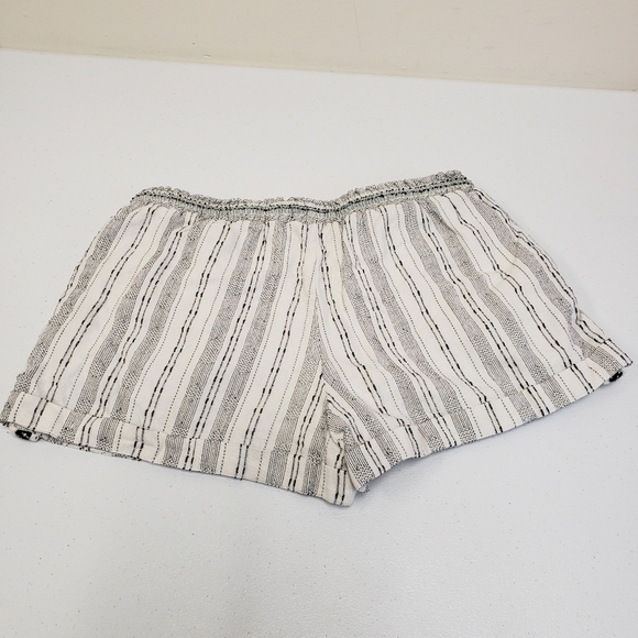 Ethereal by Paper Crane Womens Shorts Size Medium - Picture 2 of 7